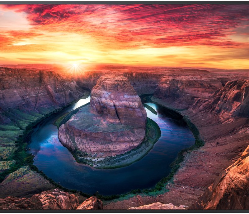 Pantalla Samsung 50", panel VA, Resolución 3.840 X 2.160, Brillo 500 nit, 3x HDMI / 1x Displayport - LH50QMCEBGCX